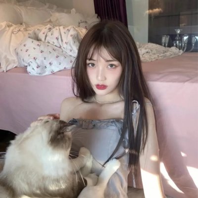 眼里余光都是你